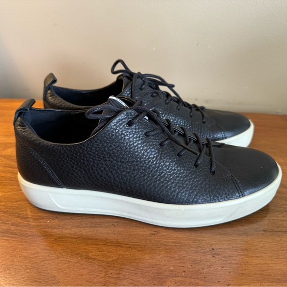 Beautiful Black ECCO perfect brand sneakers size 41 - Picture 4 of 8